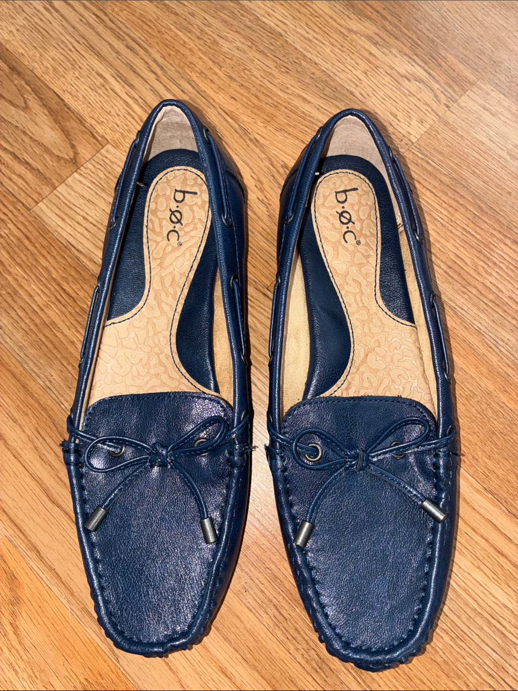 B.O.C. Navy Leather Moccasin Flats With Bow Accent